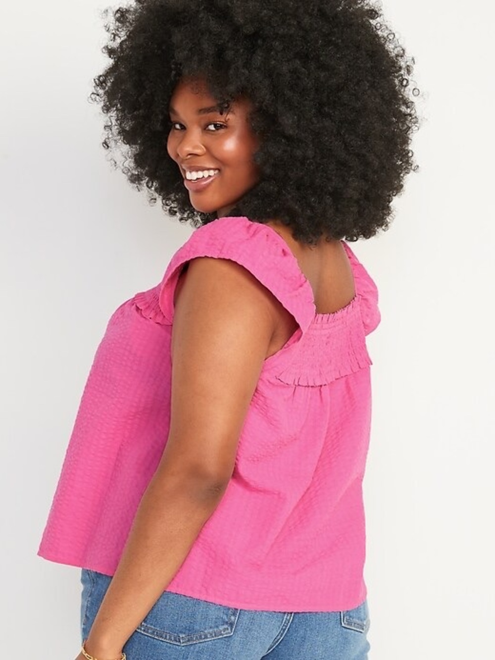 Old Navy Women’s Flutter-Sleeve Smocked Seersucker Swing Blouse - US L